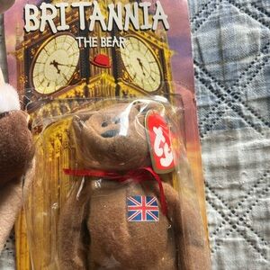 Britannia the Bear Beanie Baby